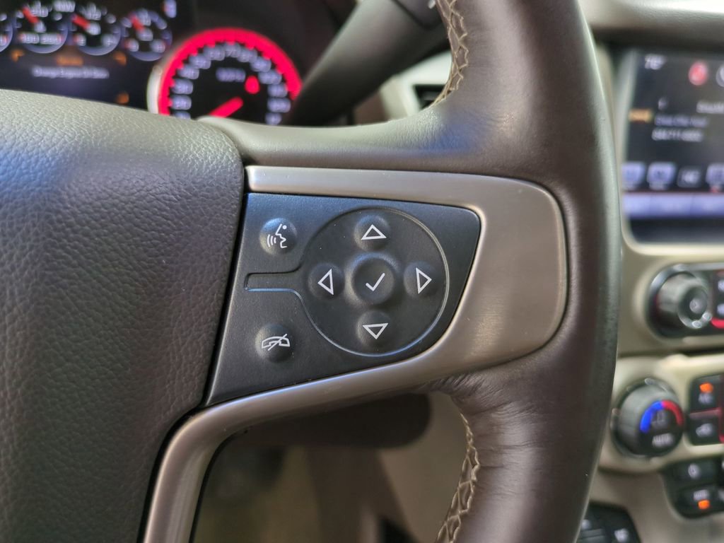 2016 GMC Yukon XL Denali 29