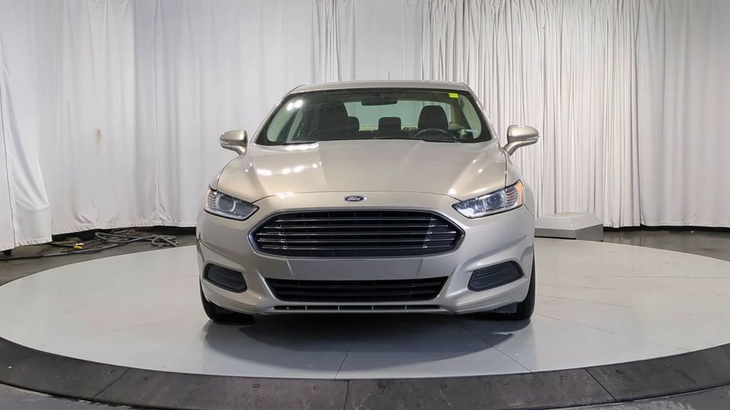 Thumbnail: 2015 Ford Fusion - 3