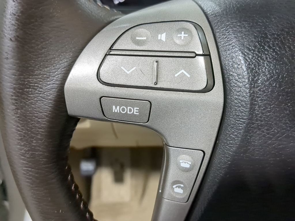 Thumbnail: 2010 Toyota Highlander - 37