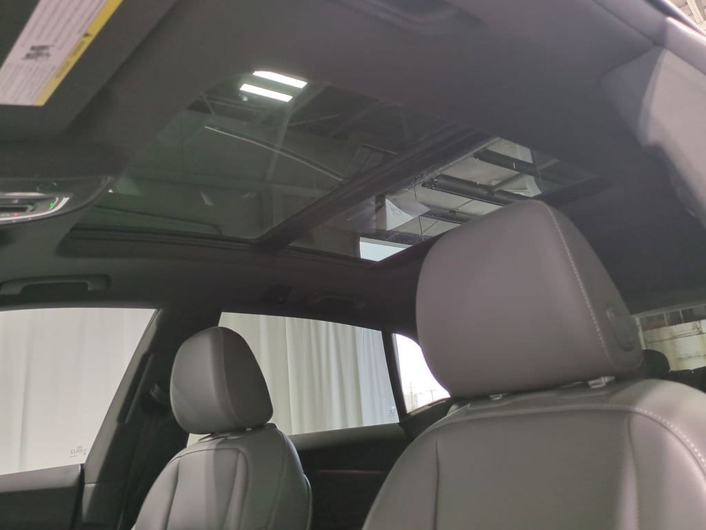 Thumbnail: 2019 Audi Q8 - 23