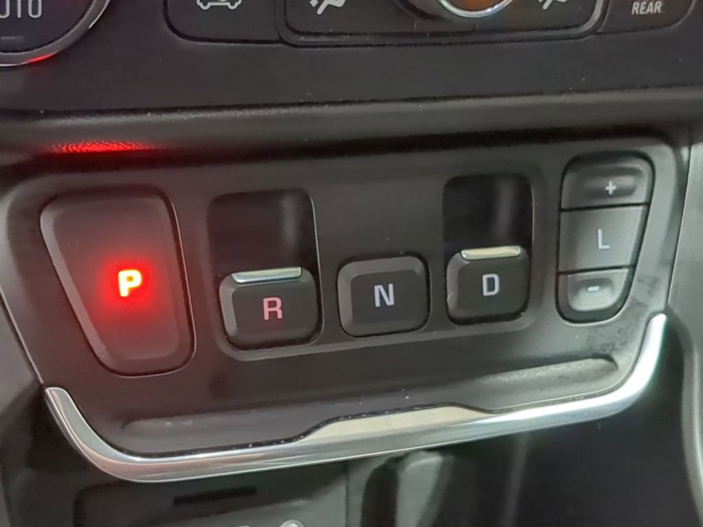 Thumbnail: 2020 GMC Terrain - 37