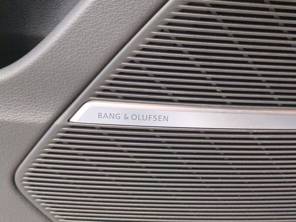 Thumbnail: 2022 Audi Q8 - 35