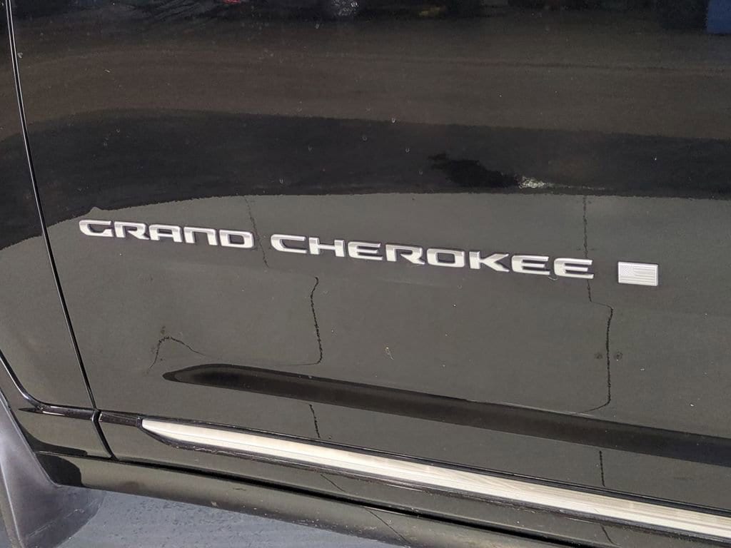 Thumbnail: 2022 Jeep Grand Cherokee - 15