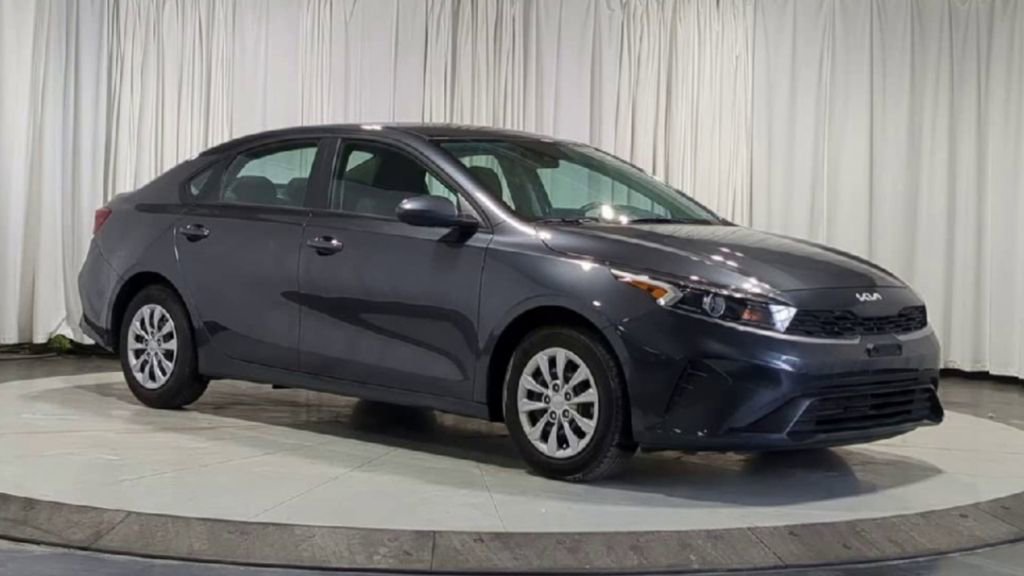 Thumbnail: 2022 Kia Forte - 2