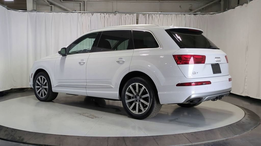 Thumbnail: 2019 Audi Q7 - 7