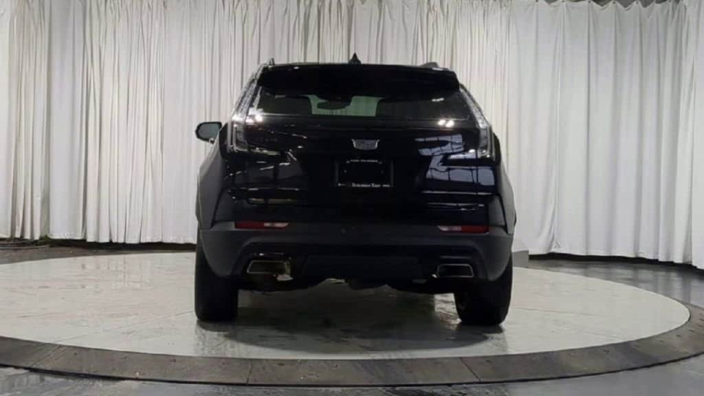 Thumbnail: 2023 Cadillac XT4 - 9