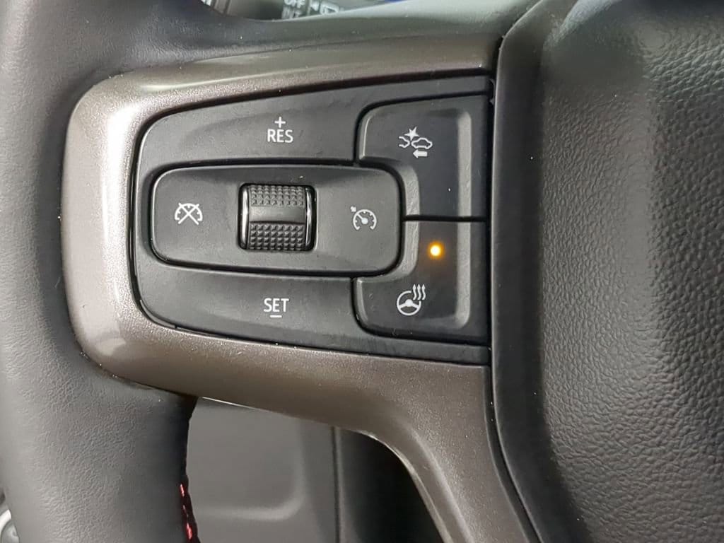 Thumbnail: 2023 Chevrolet Tahoe - 32