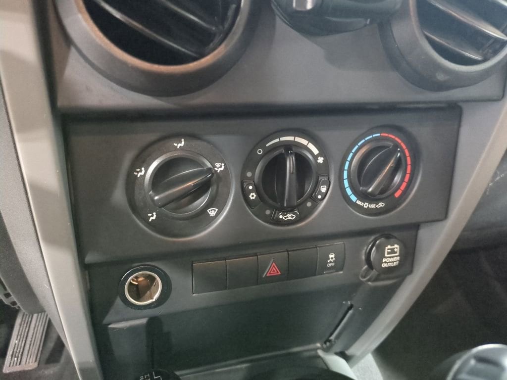 Thumbnail: 2010 Jeep Wrangler - 30