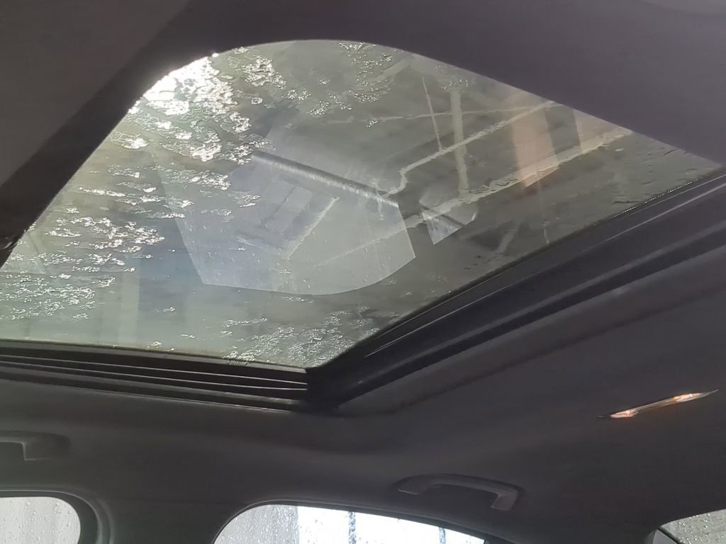 Thumbnail: 2024 BMW 3 Series - 34