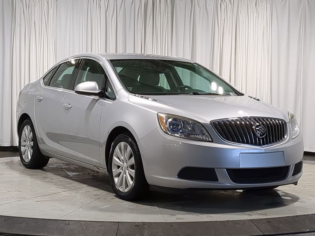 Thumbnail: 2016 Buick Verano - 19