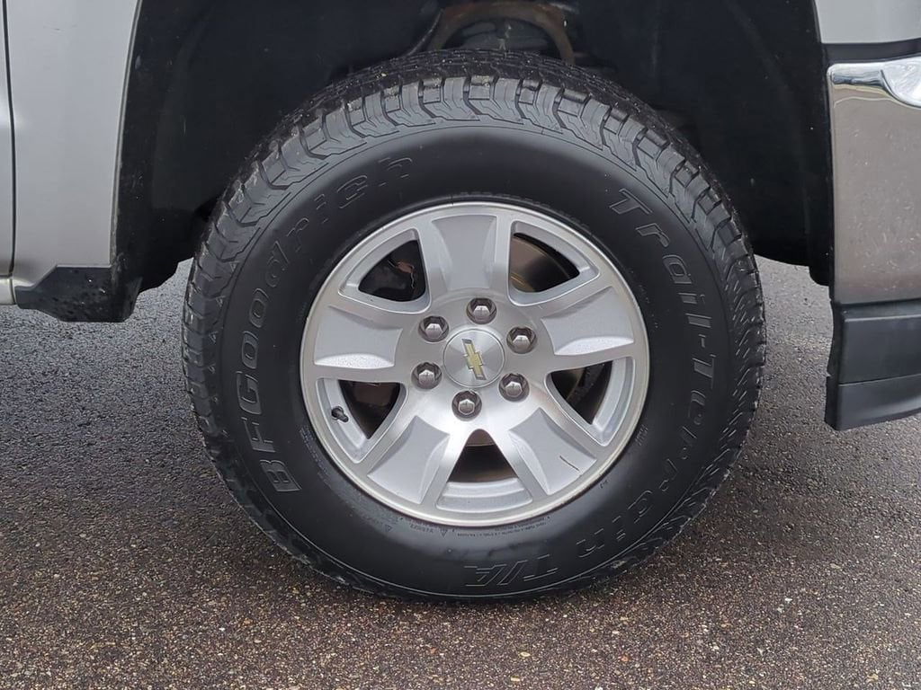 Thumbnail: 2017 Chevrolet Silverado 1500 - 15