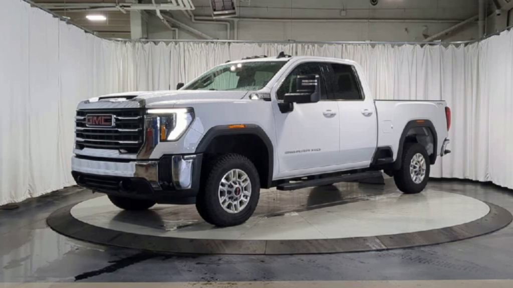 Thumbnail: 2024 GMC Sierra 2500 - 5