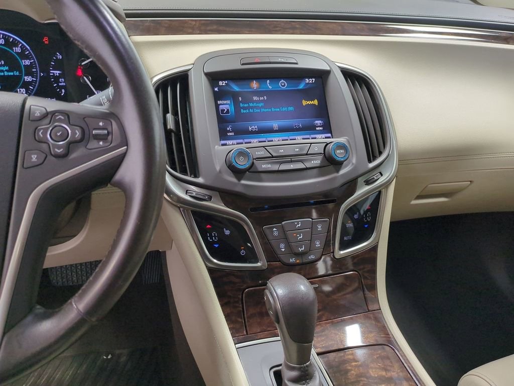 Thumbnail: 2014 Buick LaCrosse - 31