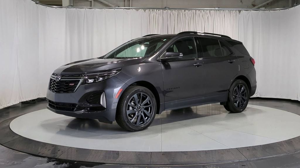 Thumbnail: 2022 Chevrolet Equinox - 4