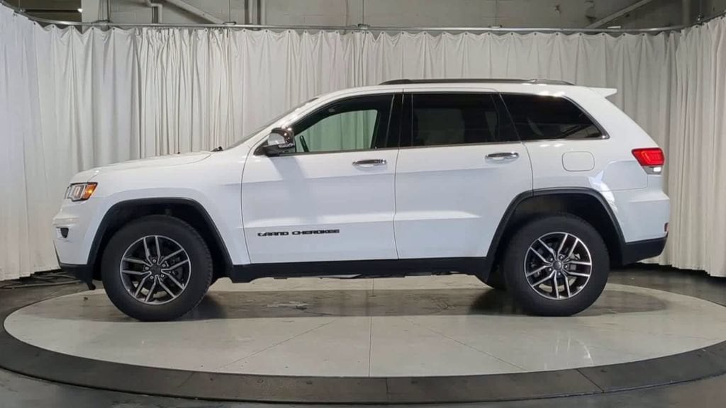 Thumbnail: 2019 Jeep Grand Cherokee - 6