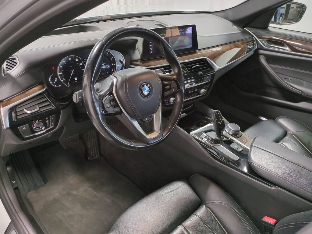 Thumbnail: 2018 BMW 5 Series - 12