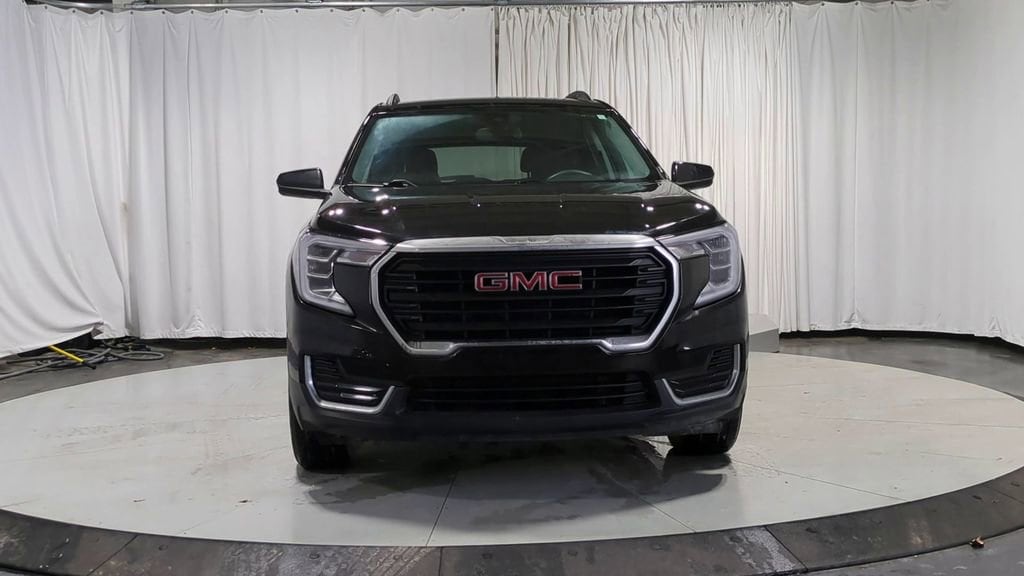 Used 2023 GMC Terrain SLE SUV