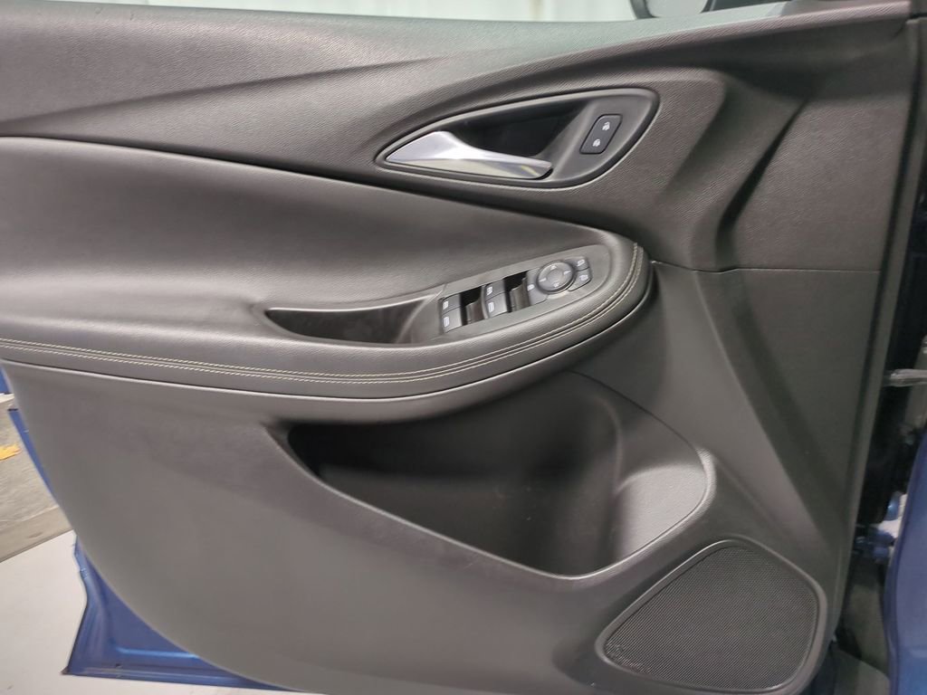 Thumbnail: 2020 Buick Encore GX - 37