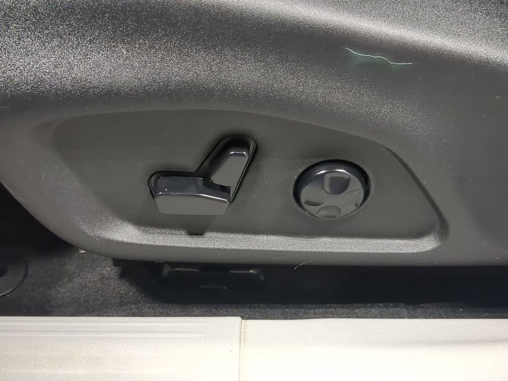 Thumbnail: 2018 Jeep Compass - 31