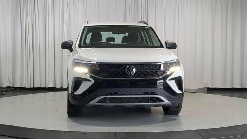 Thumbnail: 2022 Volkswagen Taos - 2