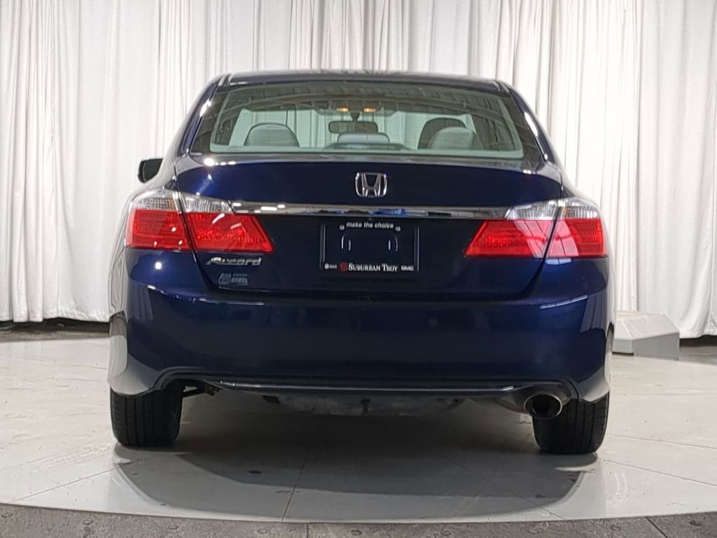 Thumbnail: 2015 Honda Accord - 14