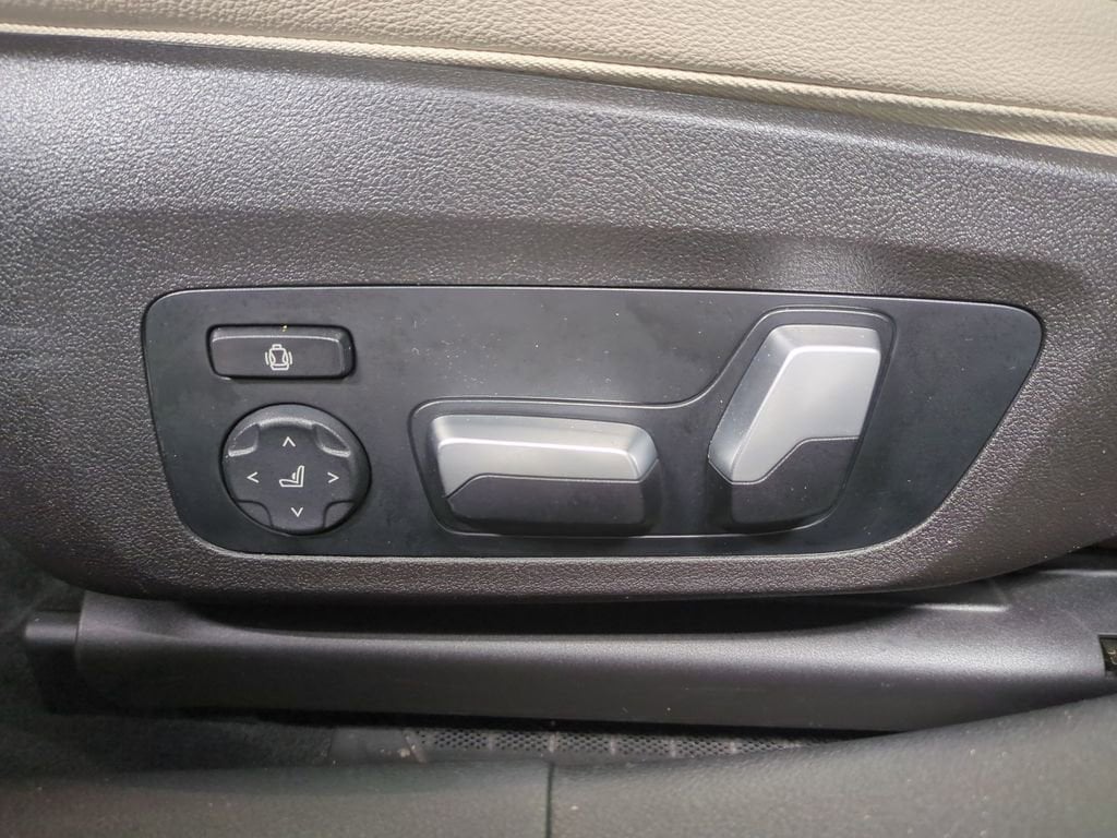 Thumbnail: 2021 BMW 3 Series - 28