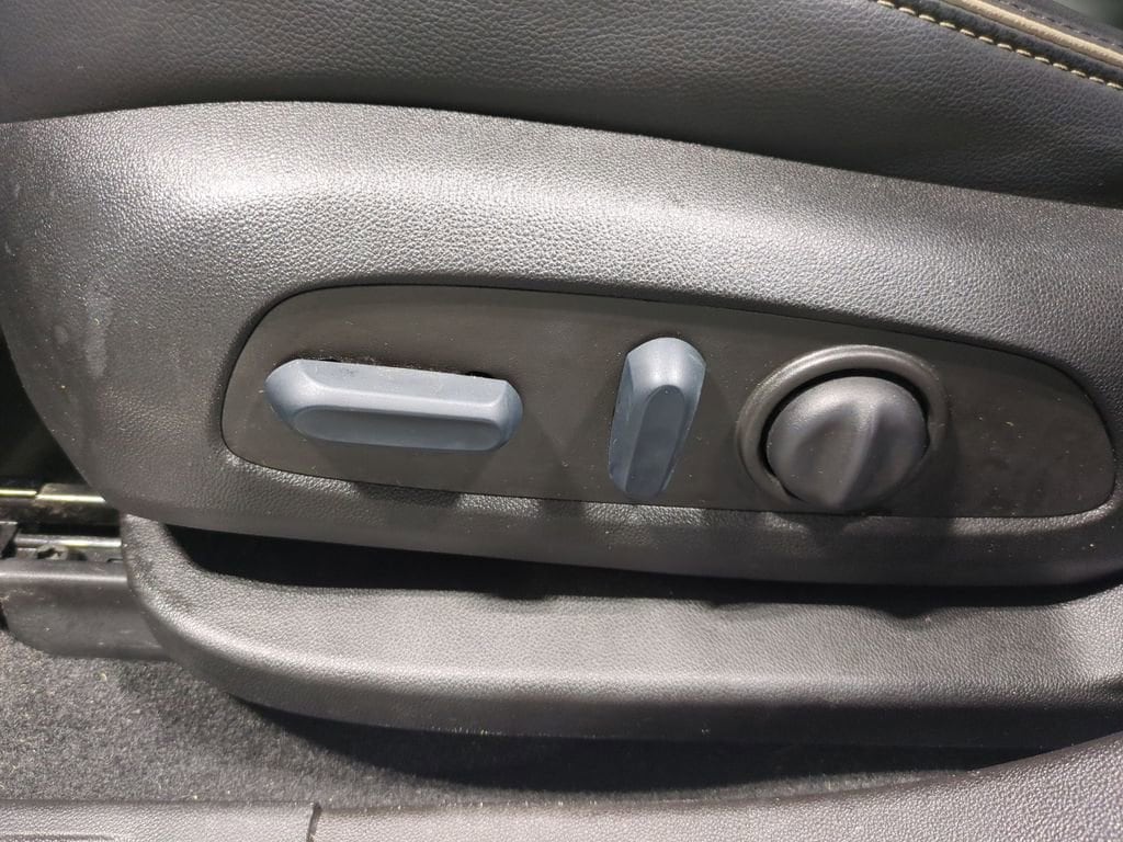 Thumbnail: 2022 GMC Acadia - 21