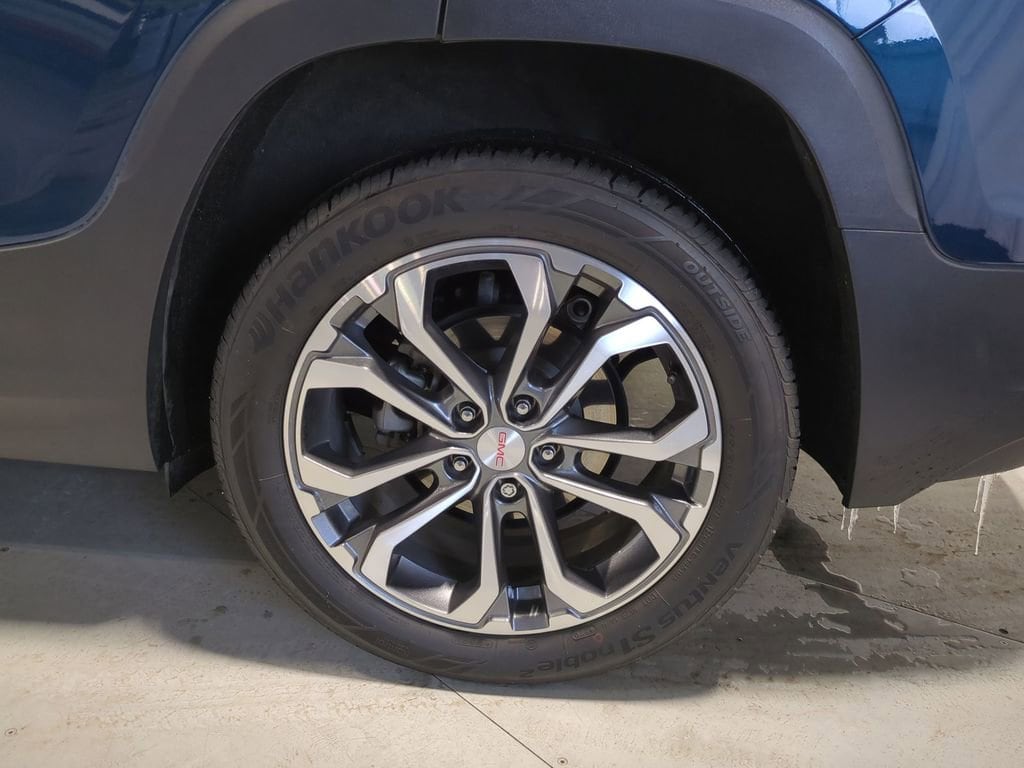 Thumbnail: 2020 GMC Terrain - 17