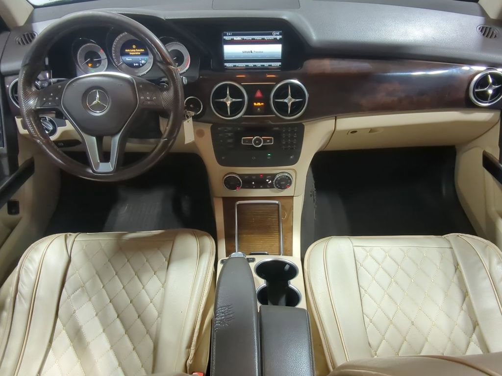 Thumbnail: 2015 Mercedes-Benz GLK - 27