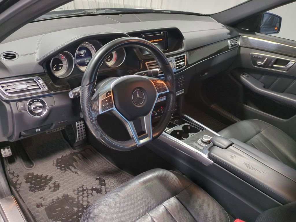 Thumbnail: 2016 Mercedes-Benz E-Class - 10