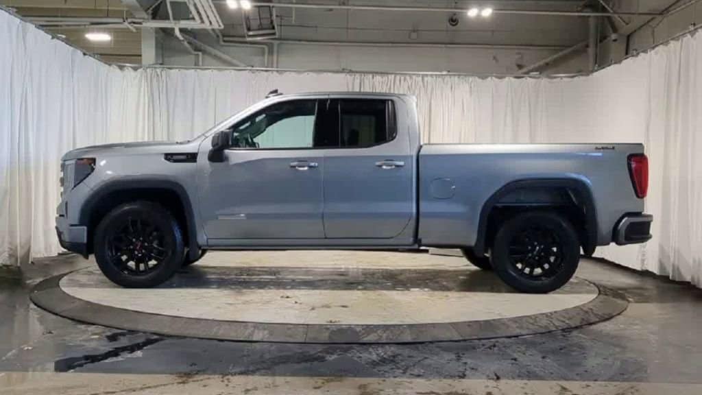 Thumbnail: 2025 GMC Sierra 1500 - 5