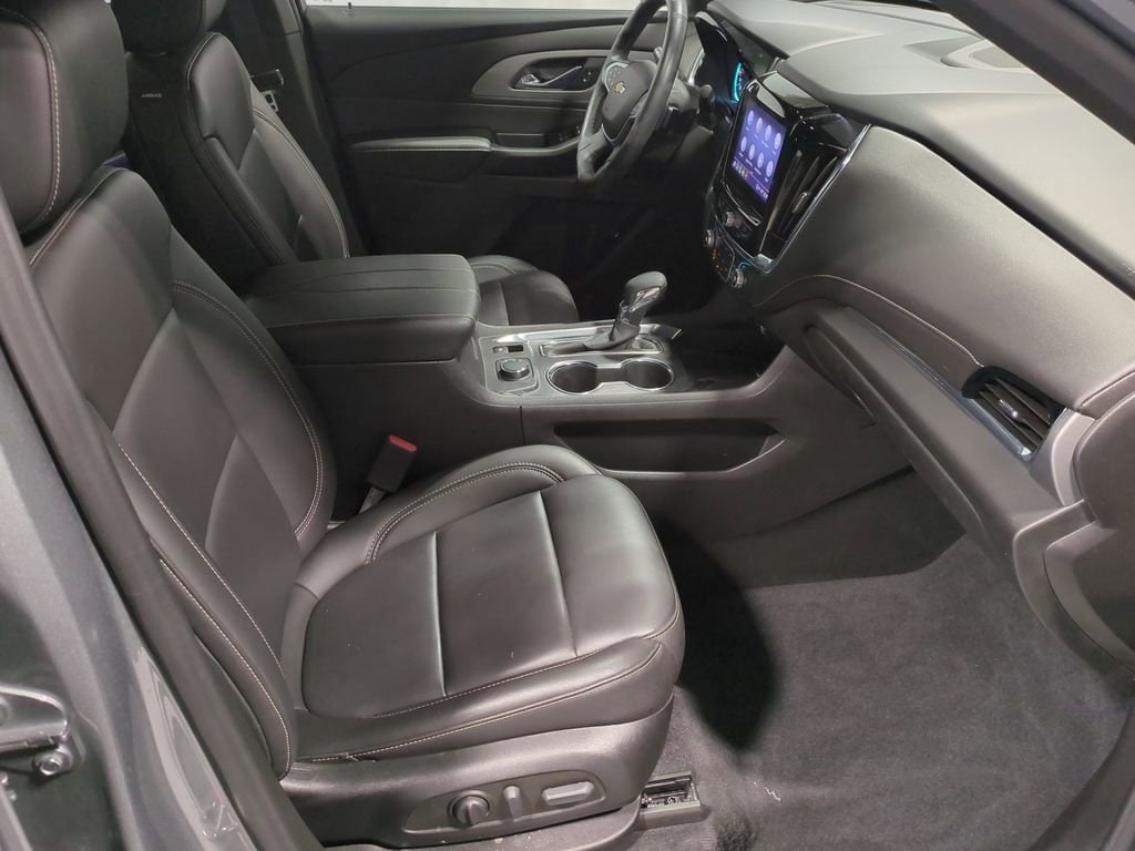 Thumbnail: 2023 Chevrolet Traverse - 21