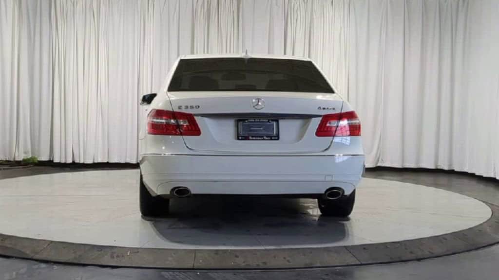 Thumbnail: 2011 Mercedes-Benz E-Class - 8