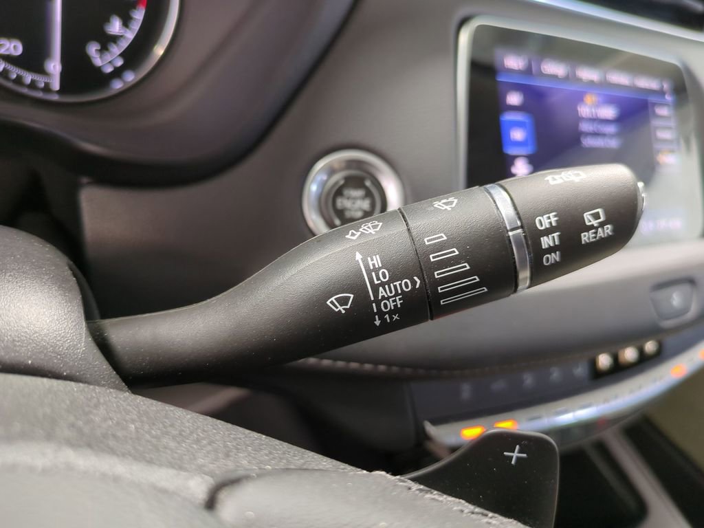 2022 Cadillac XT4 Premium Luxury 30