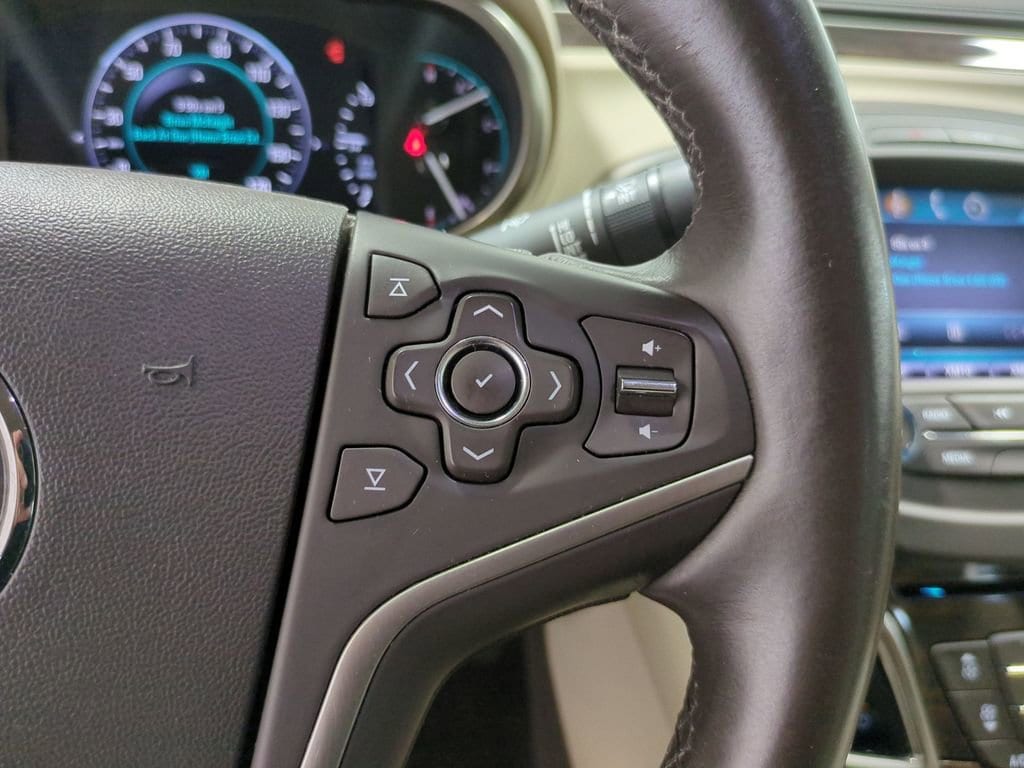 Thumbnail: 2014 Buick LaCrosse - 28