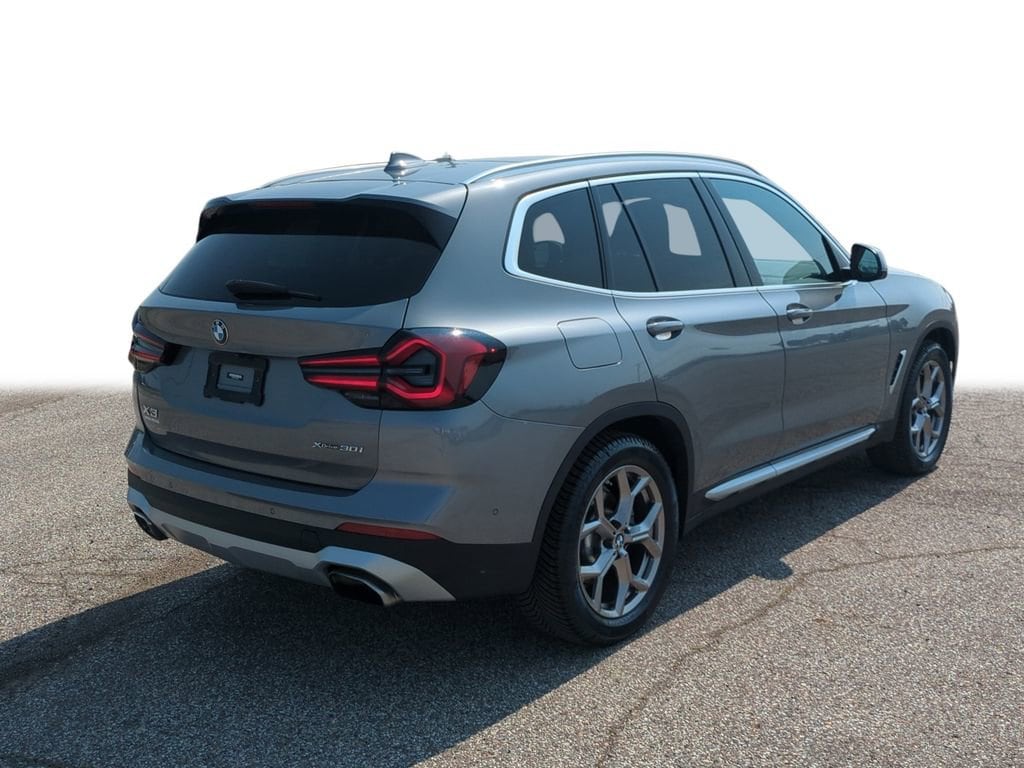 Thumbnail: 2023 BMW X3 - 8