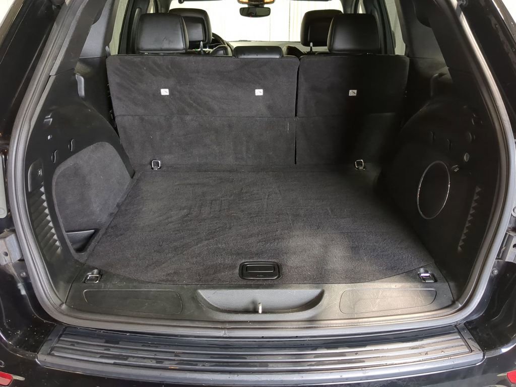 Thumbnail: 2018 Jeep Grand Cherokee - 38