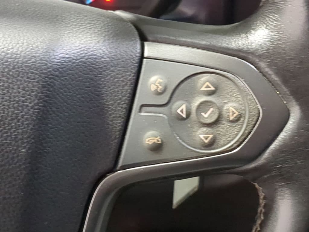 Thumbnail: 2016 Chevrolet Silverado 1500 - 35