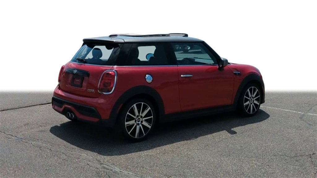 2022 MINI Cooper Hardtop S 8