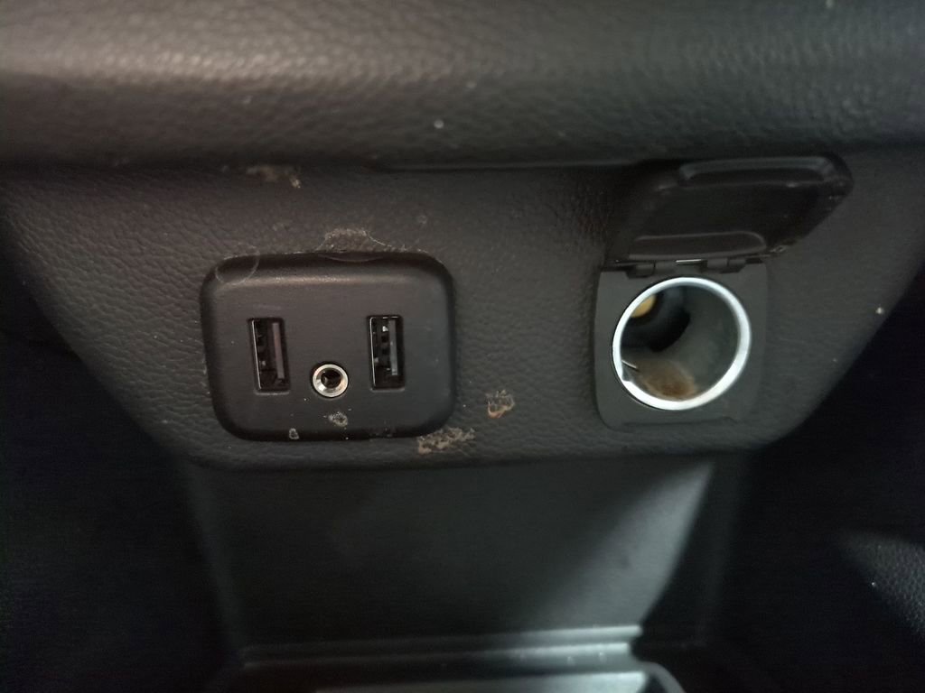 Thumbnail: 2023 Chevrolet Traverse - 31