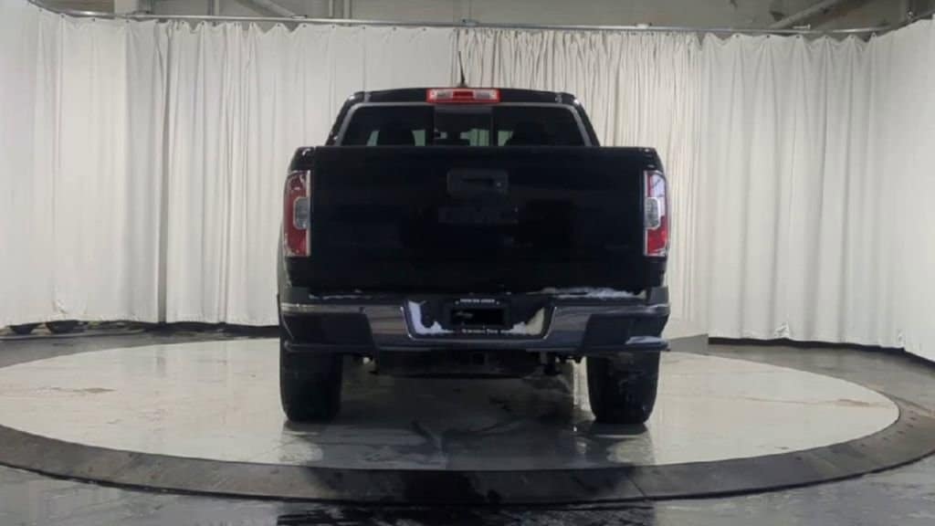 Thumbnail: 2016 GMC Canyon - 9