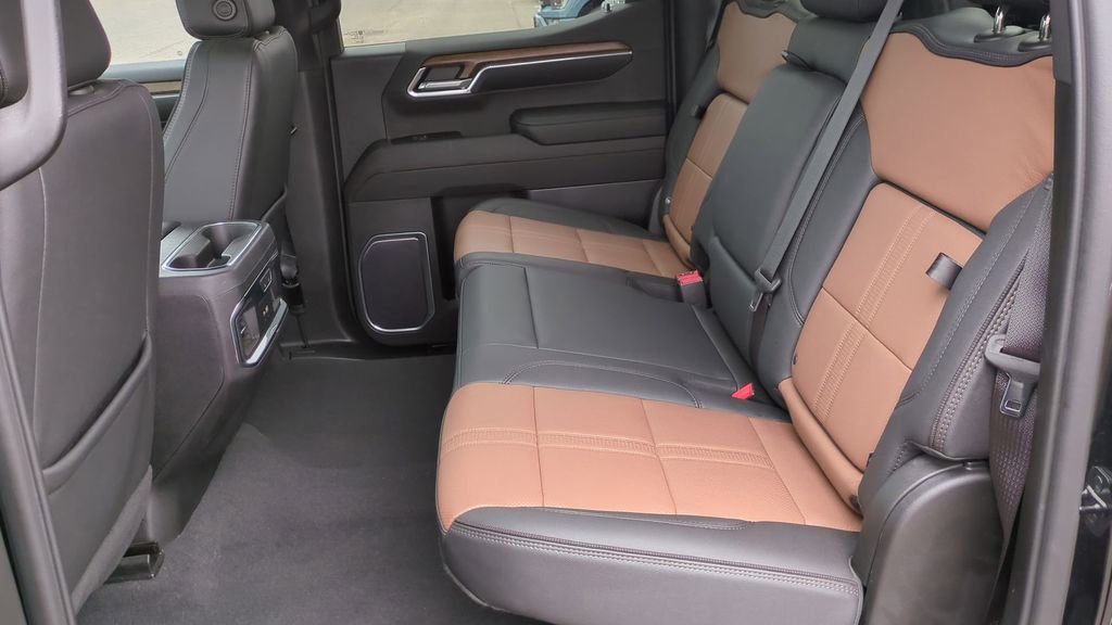 Thumbnail: 2023 Chevrolet Silverado 1500 - 18