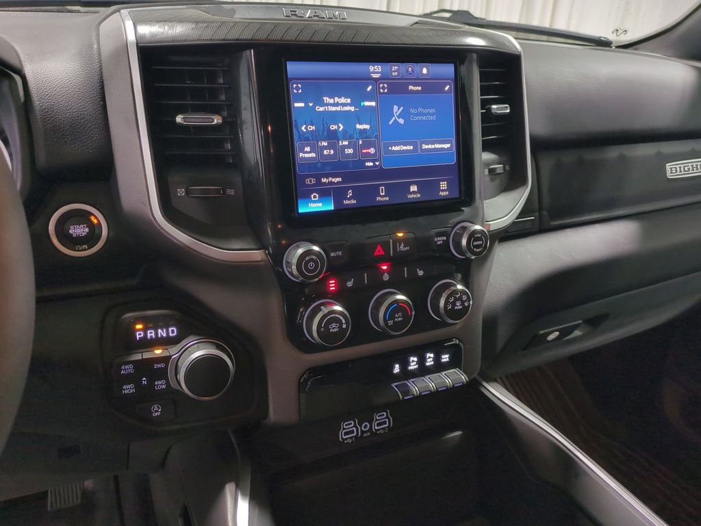 Thumbnail: 2025 RAM 1500 - 33