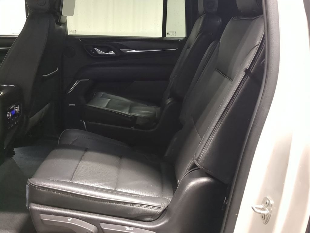 Thumbnail: 2024 GMC Yukon XL - 19