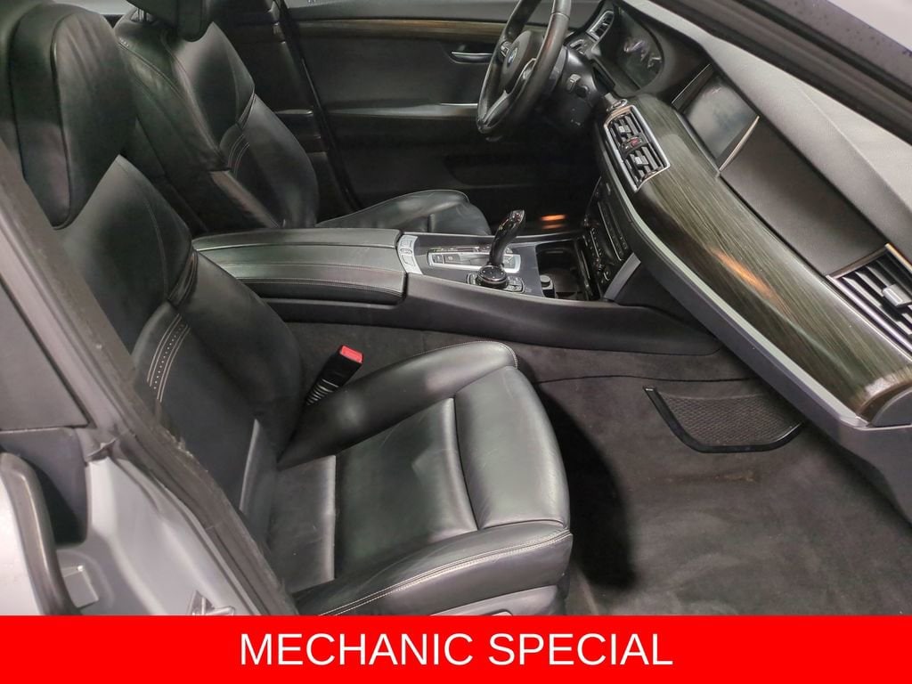 Thumbnail: 2015 BMW 5 Series - 22