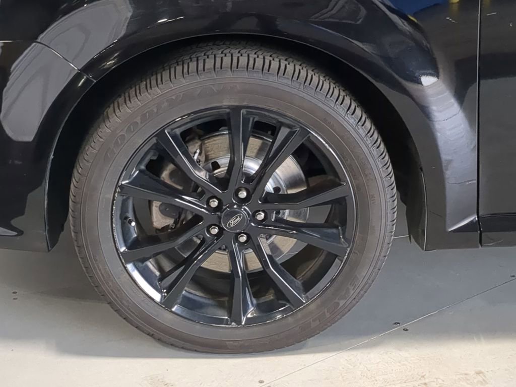 Thumbnail: 2018 Ford Flex - 16