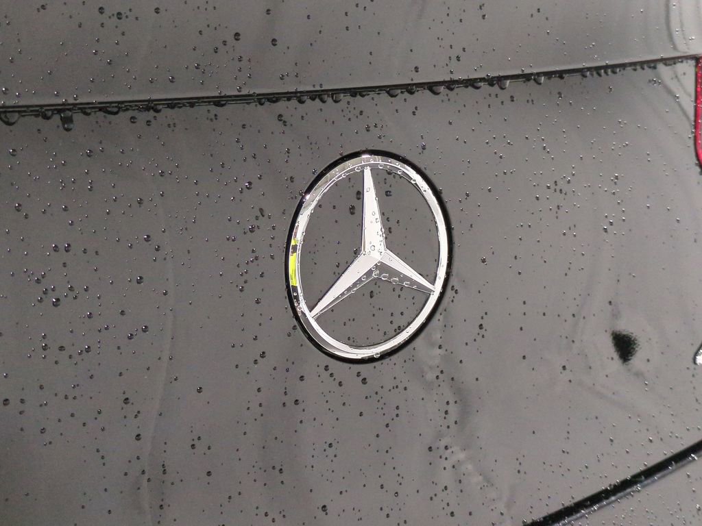 Thumbnail: 2017 Mercedes-Benz GLC - 13