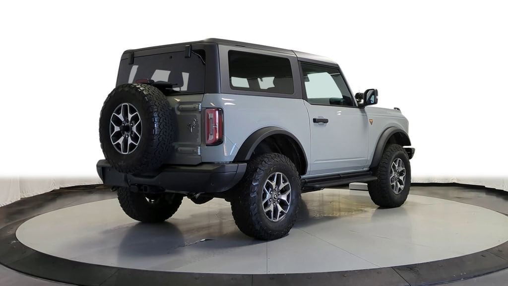 Thumbnail: 2022 Ford Bronco - 10