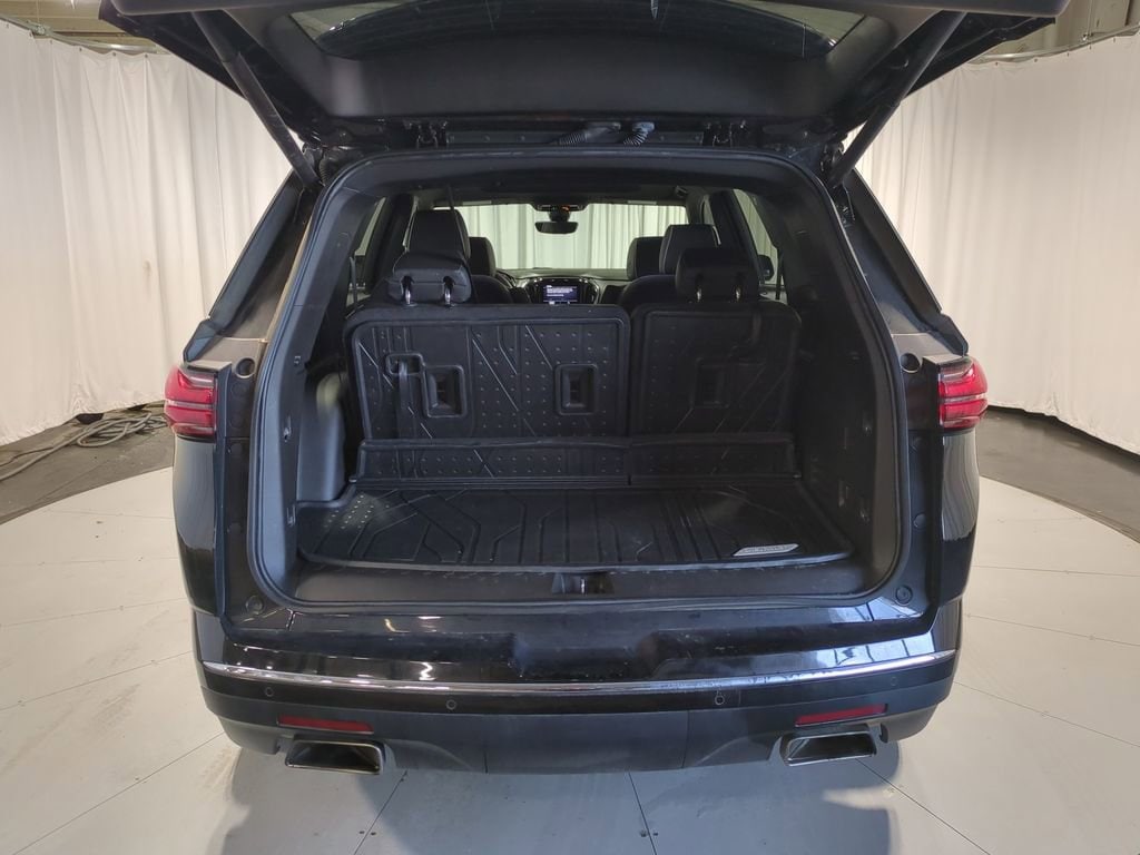 Thumbnail: 2023 Chevrolet Traverse - 34