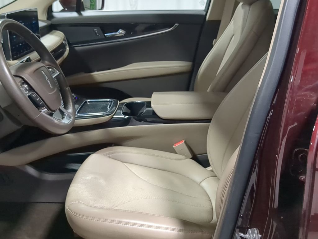 Thumbnail: 2023 Lincoln Nautilus - 23